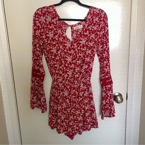 Hollister romper 🌺